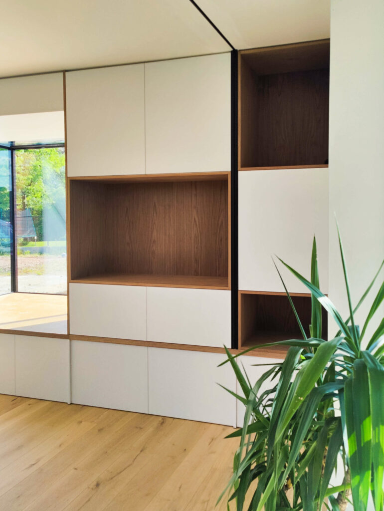 inbouwkast in living wandkast schrijnwerken